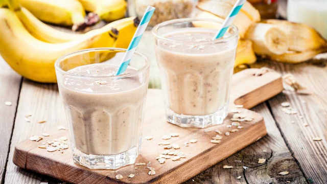 Frullato di frutta e latte di avena